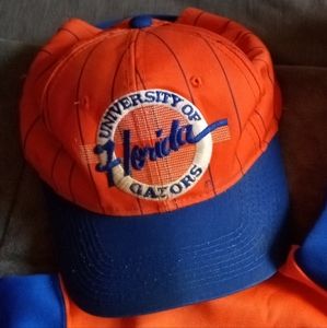 VINTAGE 1980s University Florida Gators PINSTRIPE Snapback ballcap.